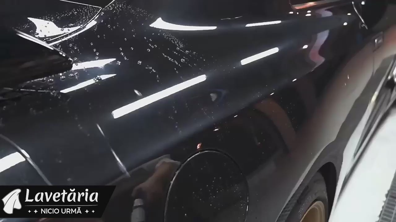 NanoShield - Spray cu Grafen, Strat Ceramic și Silicon pentru lustruirea și protejarea vopselei auto